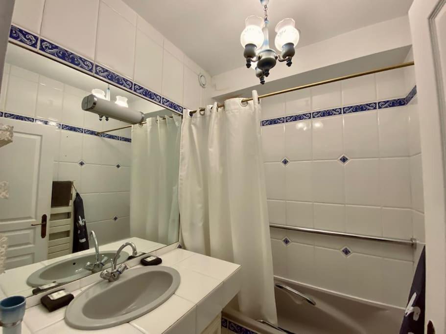 "Georgio" Grand Appartement Traversant Avec Vue Canal Et Parking Sete Exterior photo